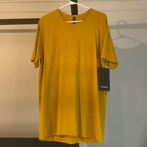 mustard metal vent tee lululemon